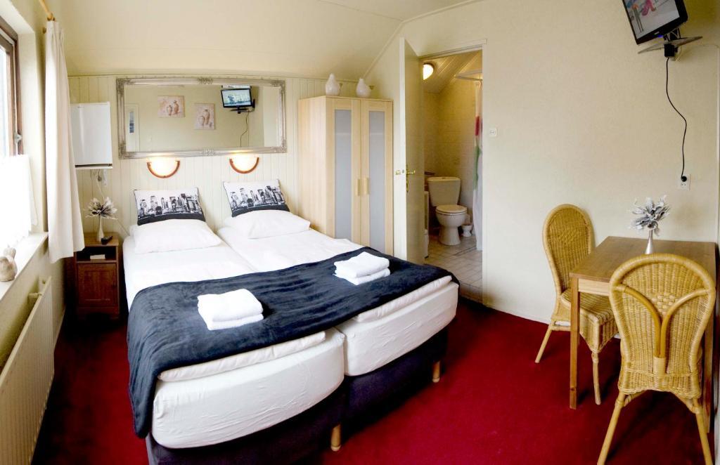 Guesthouse De Zonnestraal De Koog  Chambre photo