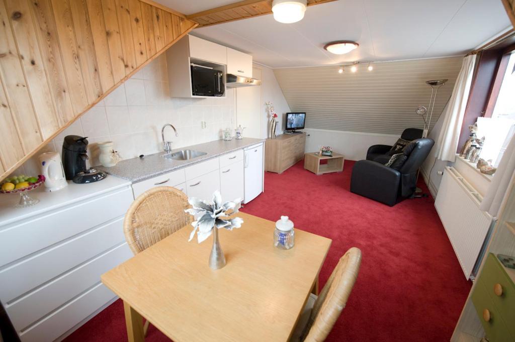 Guesthouse De Zonnestraal De Koog  Chambre photo